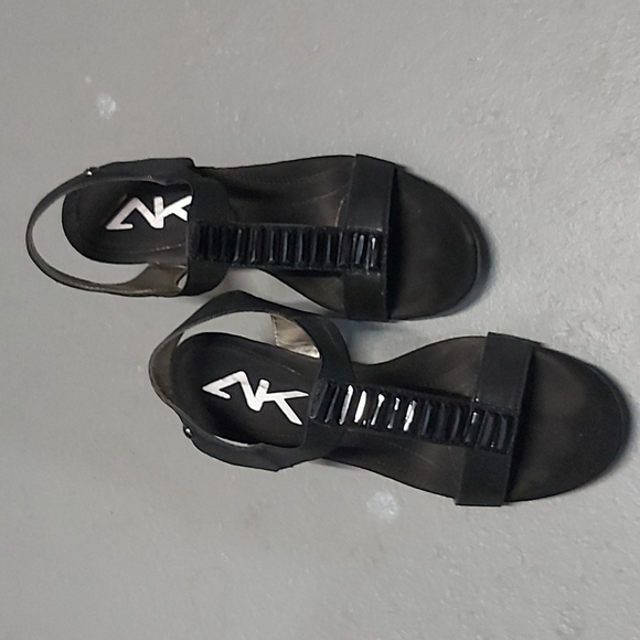 Wedge sandals by Anne Klein - Picture 2 of 6